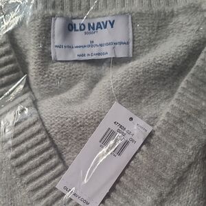 Old Navy Soft Gray Knit Pullover